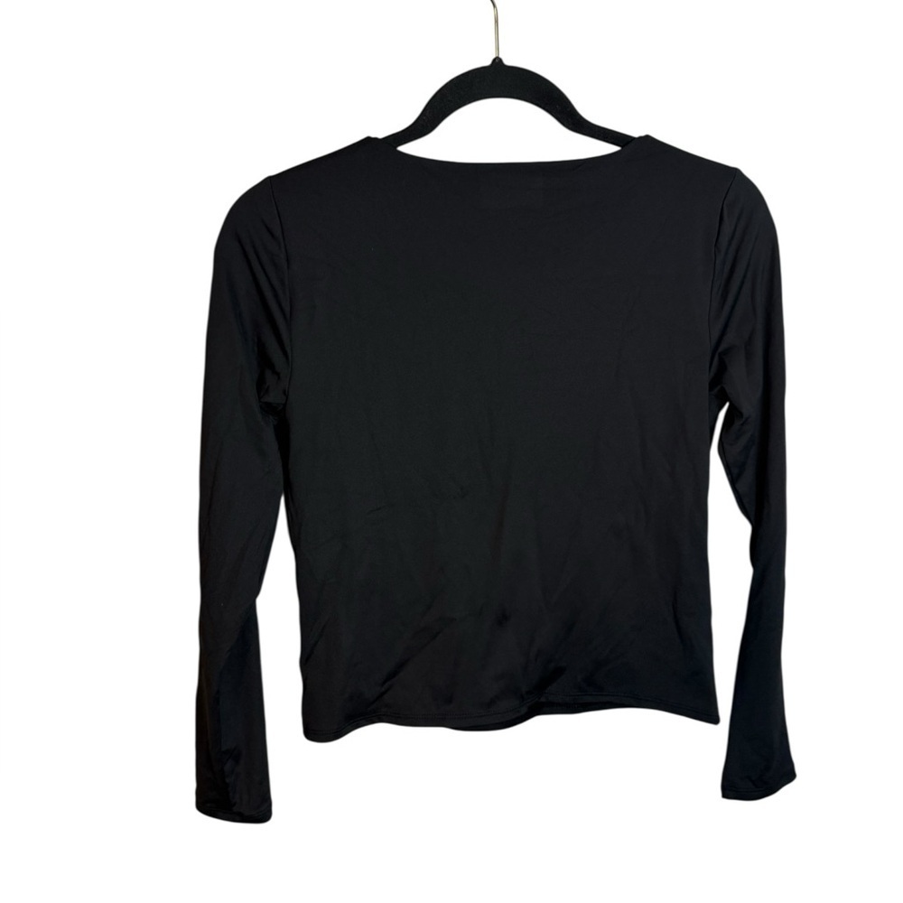 Old Navy Blackjack Modern Double Layer V-Neck Long Sleeve Top - Picture 3 of 6